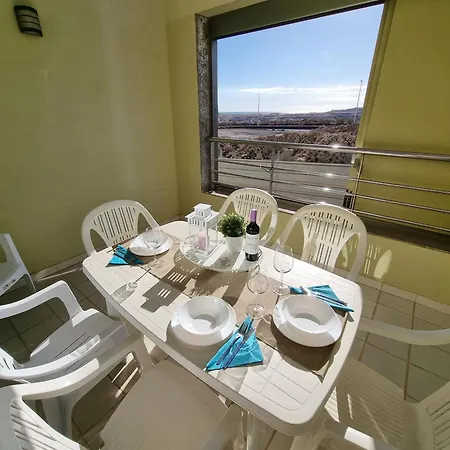 Feriehus In Mit Terrasse Und Meerblick *